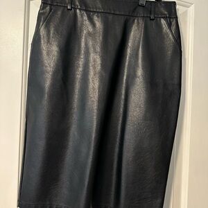 Source Unknown Black Midi Skirt